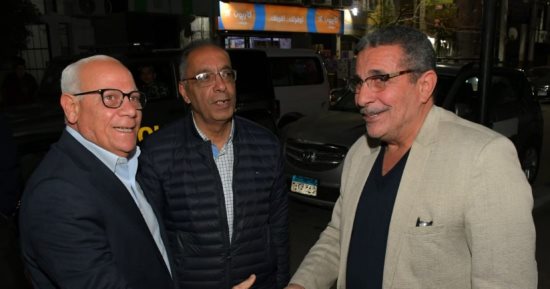 محافظ بورسعيد يلتقى عددا من الرياضيين .. صور