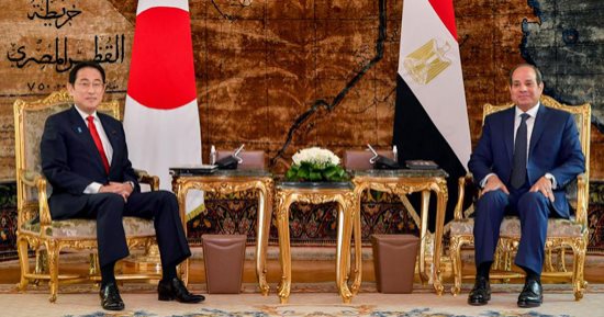  الرئيس عبد الفتاح السيسي يعقد مباحثات مثمرة مع رئيس الوزراء اليابانى