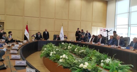 وزير النقل: 31 مليون دولار تكلفة المركب الواحد الجارى تصنيعه لمصر
