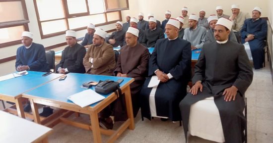 أكاديمية الأزهر العالمية لتدريب الأئمة تنظم دورة بعنوان: مهارات البحث والإفتاء