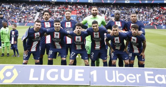 باريس سان جيرمان يسقط أمام لوريان بثلاثية فى الدوري الفرنسي.. فيديو