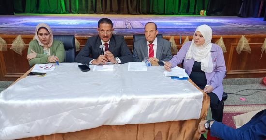 تعليم الجيزة توجه تعليمات للإدارات استعدادا للامتحانات: "التصحيح أولا بأول"