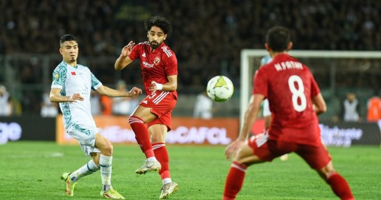 صحف المغرب: الرجاء يسقط فى عاصفة الأهلى.. ورئيس النادى ينفى الاستقالة