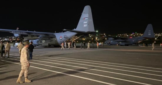 الأردن: وصول طائرة إلى مطار ماركا العسكرى على متنها 85 شخصا من السودان