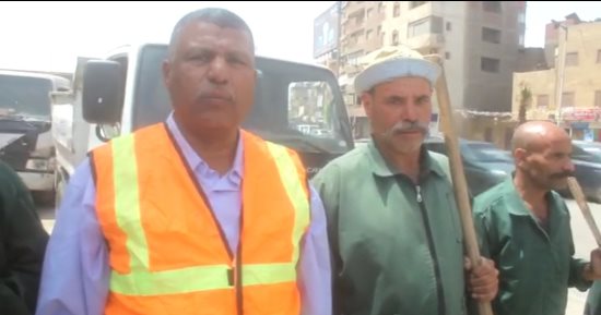 عمال هيئة نظافة الجيزة يهنئون الرئيس السيسى بعيد العمال.. صور