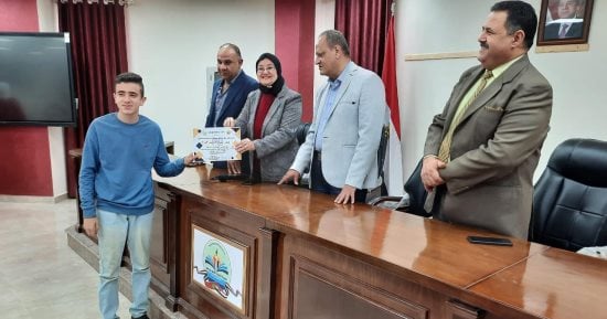 تكريم الطلاب الحاصلين على المركز الرابع فى المسابقات الوزارية ببورسعيد