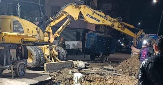 هبوط أرضى وسط الإسكندرية بسبب كسر ماسورة مياه الشرب 