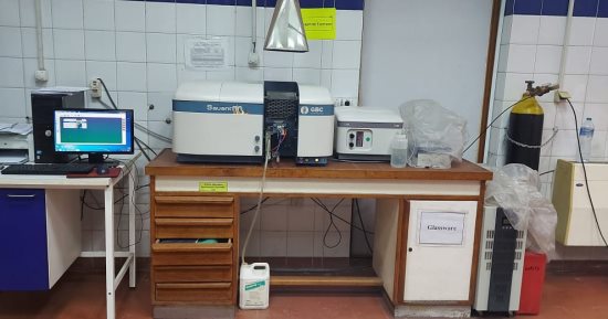 اعتماد وحدة الامتصاص الذرى بالمعمل المركزى فى كلية العلوم جامعة عين شمس