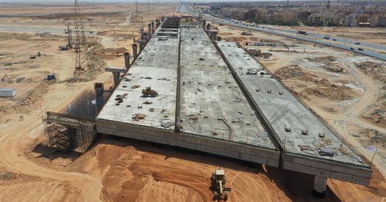 شاهد كبارى الخط الأول للقطار السريع من البدرشين حتى طريق وادى النطرون.. صور