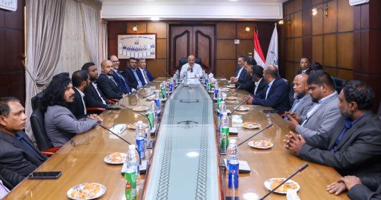وفد شركة موانئ المالديف فى زيارة لميناء دمياط