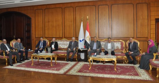 ندوة بكلية الثروة السمكية بكفر الشيخ بعنوان "الكوارث الطبيعية والتغير المناخى"