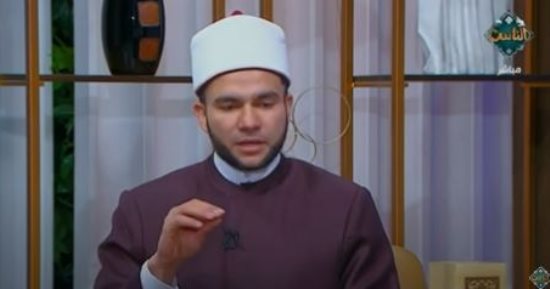 أستاذ فقه بجامعة الأزهر: المرأة العاملة لها ثواب عظيم عند الله 