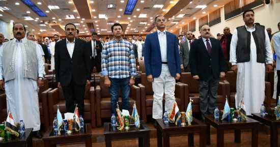 أشرف صبحى يلتقي شباب وفتيات وأعضاء برلمان الشباب والشيوخ والكيانات الشبابية بمطروح في لقاء حواري موسع
