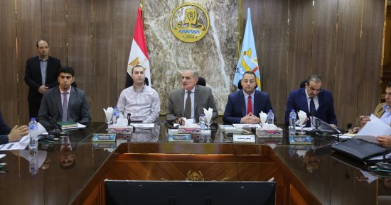 محافظ كفر الشيخ يناقش الخطة الاستثمارية ويعلن عن 45 مليون جنيه لتنفيذ مشروعات تنموية