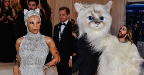 الممثل العالمى جاريد ليتو والمغنية دوجا كات "قطط" حفل Met Gala 2023
