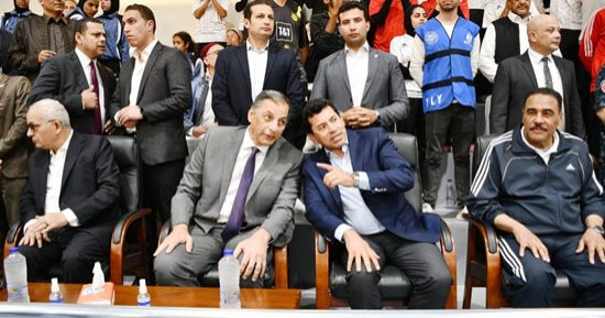 تحت رعاية السيد الرئيس.. وزيرا الشباب والتعليم ومستشار الرئيس للمناطق النائية ومحافظا مطروح والوادى الجديد يتفقدون العروض الفنية والرياضية على هامش ختام الأوليمبياد الحدودية
