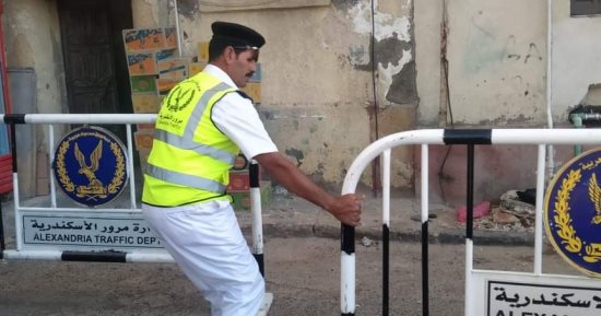 سقوط أجزاء من عقار مأهول بالسكان دون إصابات بحي الجمرك في الإسكندرية