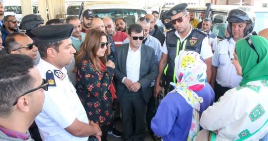 محافظ دمياط تتفقد موقف سيارات الأجرة بشطا وتوجه بالإعلان عن تعريفة الركوب الجديدة