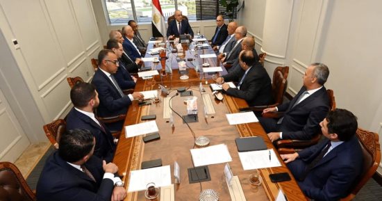 وزير الإسكان يلتقى مجموعة من المطورين العقاريين لمناقشة التحديات