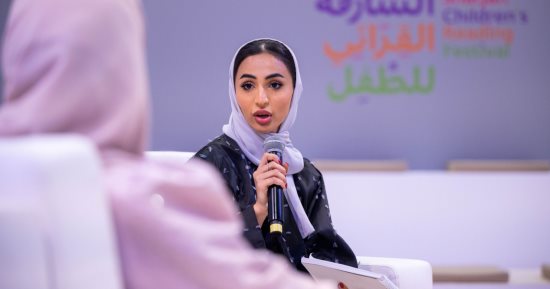 كيف تتعامل مع طفلك؟.. أخصائيون وكتاب يقدمون روشتة لبناء طفل متزن