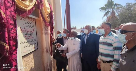 حكايات من الواحات.. واقعة الكفن التى حولت قرية من الفقر والبطالة إلى منتج عالمى متكامل للسجاد اليدوى بالوادى الجديد.." البشندى " أنشأت أكبر مركزا يعمل بالطاقة الشمسية وأنجزت 20 مشروعا إنتاجيا شاملة