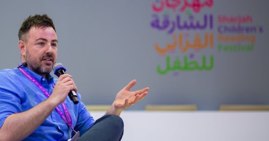هل تحل الروايات مشاكل الأطفال وكيف نختار الكتاب المناسب لأطفالنا؟ روائيون يجيبون