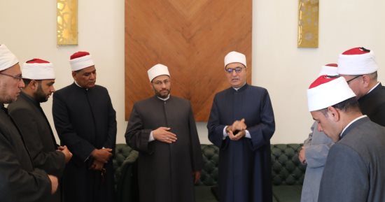 البحوث الإسلامية يطلق قوافل توعوية أسبوعيا للمنيا ودمياط والقاهرة والواحات البحرية
