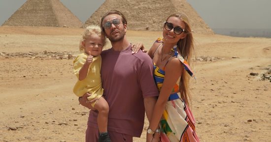 السياحة تستضيف Dani Clos أحد أشهر قائدى الفورمولا وان بإسبانيا 