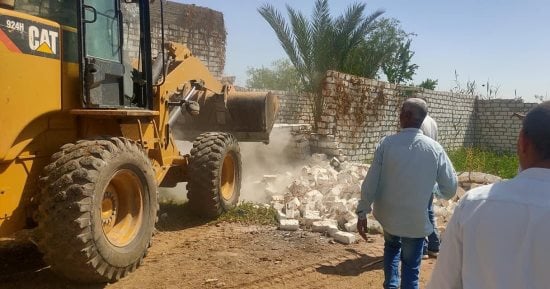 مراكز المنيا تواصل تنفيذ الموجة 21 لإزالة التعديات على أراضي الدولة