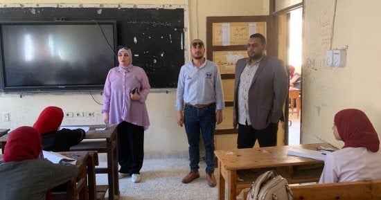محافظ الإسماعيلية يتابع انتظام امتحانات الترم الثاني لصفوف النقل 