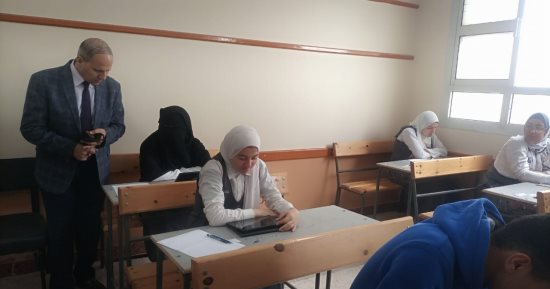 وكيل تعليم كفر الشيخ يتفقد لجان امتحانات النقل ويؤكد عدم تلقى أى شكاوى.. صور