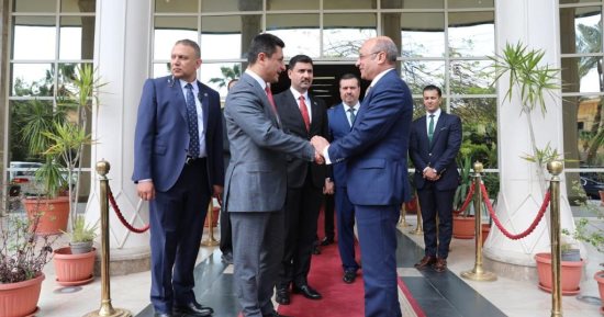 وزير العدل يستقبل نظيره العراقى لبحث سبل تعزيز التعاون القضائي بين البلدين
