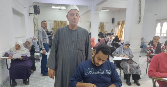 وكيل أوقاف الإسكندرية يتفقد اختبارات الأئمة الجدد بمركز محمد عبده الثقافى