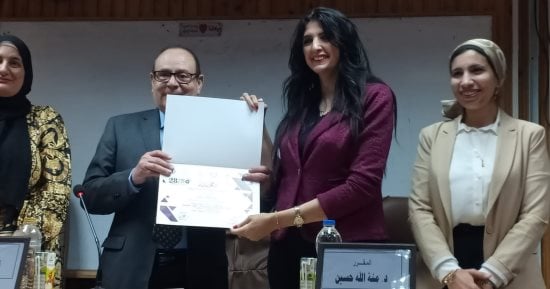 أساتذة الإعلام يناقشون آليات تطوير المحتوى الرقمي والذكاء الاصطناعي