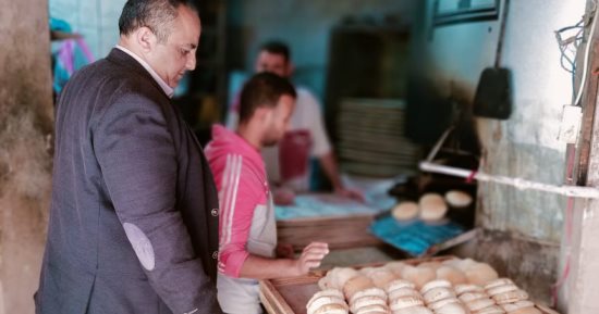 محافظ الإسماعيلية يُوَجِّه بالرقابة على مخابز إنتاج الخبز المُدعم بالمحافظة