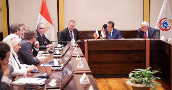 خالد عبد الغفار يستقبل نائب وزير الصحة التشيكى لتعزيز التعاون المشترك