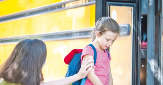 إشارات فى لغة الجسد تساعد الآباء على الاطمئنان على أولادهم خلال الامتحانات