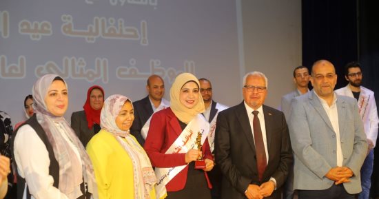 "مياه المنوفية" تكرم الموظف المثالى فى إطار احتفالات عيد العمال.. صور