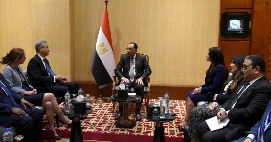 مدبولى: ملتزمون بإفساح المجال لتعزيز دور القطاع الخاص فى النشاط الاقتصادى