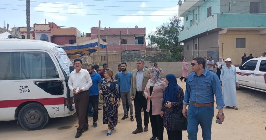حياة كريمة.. القافلة الطبية فى العقادة الشرقية بالإسماعيلية تستقبل 730 مواطنا 
