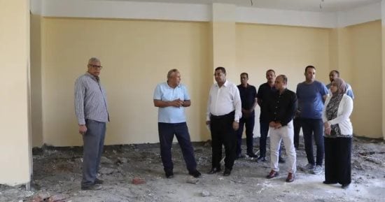 محافظ الوادى الجديد يتابع إنشاءات مركز السيطرة الموحد للطوارئ والسلامة