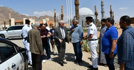 محافظ جنوب سيناء يتفقد استعدادات المهرجان المصرى الإماراتى الثانى للهجن والتراث