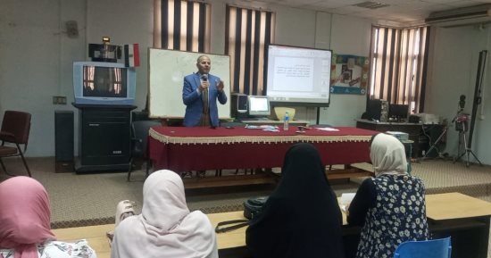 محافظ كفر الشيخ يتابع استكمال فعاليات برنامج تدريب 1095 من المعلمين الجدد