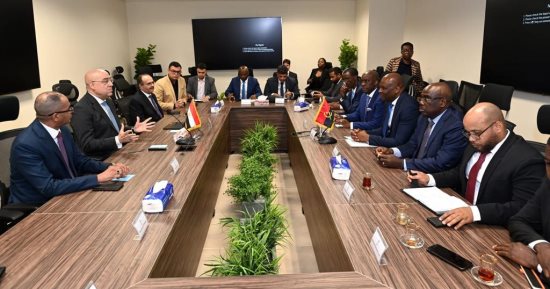 شراكة جديدة بين مصر وأنجولا …وزير الإسكان يعرض على نظيره الأنجولى التجربة العمرانية المصرية 