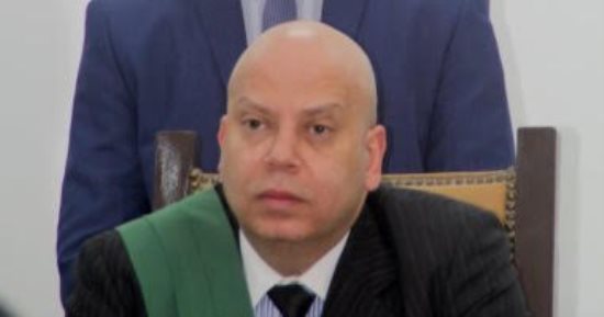 الإعدام شنقا لعامل توصيل ونجار مسلح والمؤبد لثالث لإدانتهم بقتل سائق بالفيوم