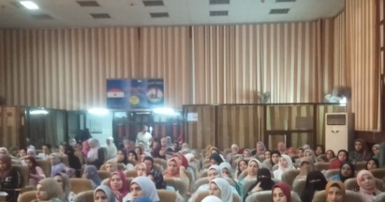 مديرة تعليم القليوبية تتابع برنامج التأهيل الذهني والبدني للمعلمين الجدد