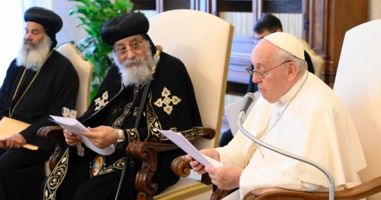 بابا الفاتيكان: شهداء الأقباط فى ليبيا يمثلون جميع الطوائف والتقاليد المسيحية