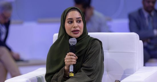 كيف نربي الأطفال باستخدام الفنون والآداب؟ خبراء ومتخصصون يجيبون