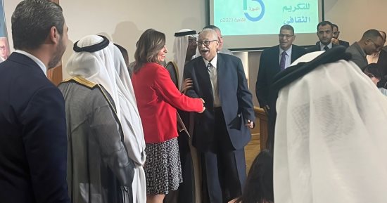 المكرمون فى ملتقى الشارقة: سعداء بالتقدير وإسهامات "القاسمى" الثقافية كبيرة