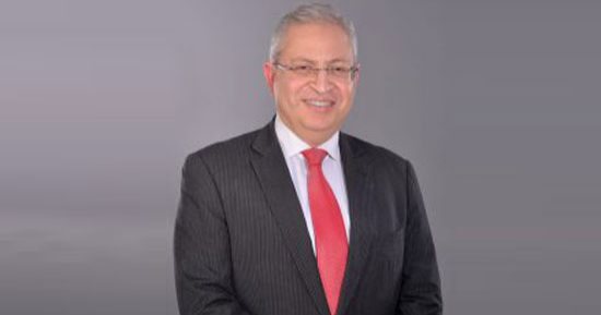 إعلان جداول امتحانات "الميد تيرم" بجامعة حلوان.. نائب رئيس الجامعة يؤكد الجاهزية وإجراء اختبارات إلكترونية ببعض الكليات.. عميد فنون تطبيقية: عقدها بنظام البابل شيت.. وعميد سياحة: تنظيم اختبارات  بالمتحف المصرى